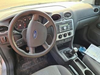 Ford Focus Focus 2, Hatchback, 2004 / 2012 2.0 16V picture 6