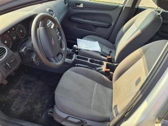 Ford Focus Focus 2, Hatchback, 2004 / 2012 2.0 16V picture 5