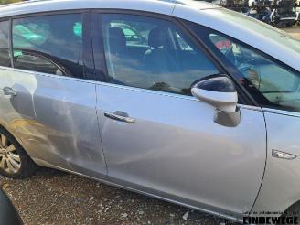 Opel Zafira Zafira Tourer (P12), MPV, 2011 / 2019 2.0 CDTI 16V 110 Ecotec picture 13