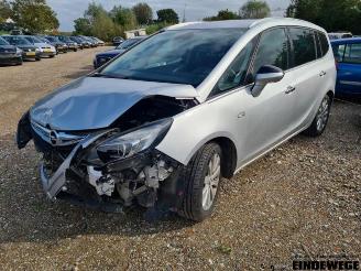 rozbiórka samochody osobowe Opel Zafira Zafira Tourer (P12), MPV, 2011 / 2019 2.0 CDTI 16V 110 Ecotec 2013/6