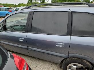 Opel Zafira Zafira (F75), MPV, 1998 / 2005 2.0 DI 16V picture 11