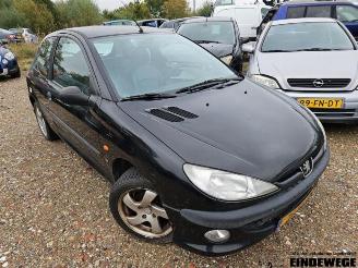 demontáž osobní automobily Peugeot 206 206 (2A/C/H/J/S), Hatchback, 1998 / 2012 1.6 XS,XT 1999/5