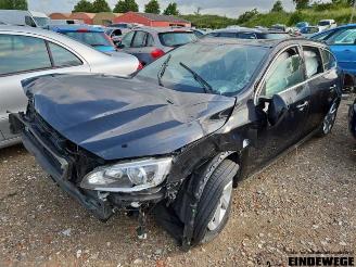  Volvo V-60 V60 I (FW/GW), Combi, 2010 / 2018 2.0 D3 20V 2013/9