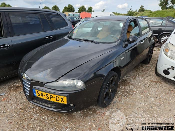 Alfa Romeo 147 147 (937), Hatchback, 2000 / 2010 1.6 Twin Spark 16V