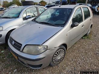 Sloopauto Fiat Punto Punto II (188), Hatchback, 1999 / 2012 1.3 JTD Multijet 16V 2004/5