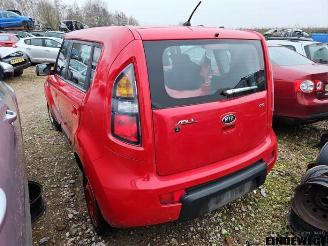 Kia Soul Soul I (AM), MPV, 2009 / 2014 1.6 CRDi 16V picture 2