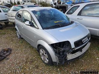 Auto da rottamare Audi A2 A2 (8Z0), Hatchback, 2000 / 2005 1.4 16V 2002/2