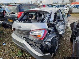 Audi A1 A1 Sportback (8XA/8XF), Hatchback 5-drs, 2011 / 2018 1.0 TFSI Ultra 12V picture 3