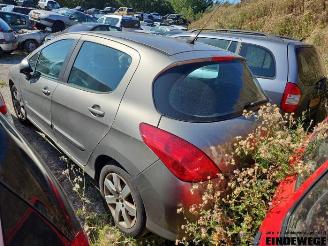Coche siniestrado Peugeot 308 308 (4A/C), Hatchback, 2007 / 2015 1.6 VTI 16V 2011/1