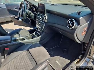 Mercedes Cla-klasse CLA (117.3), Sedan, 2013 / 2019 1.6 CLA-180 16V picture 9