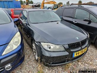 Vrakbiler auto BMW 3-serie 3 serie (E90), Sedan, 2005 / 2011 325i 24V 2006/7
