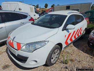 Vrakbiler auto Renault Mégane Megane III Grandtour (KZ), Combi 5-drs, 2008 / 2016 1.5 dCi 90 2012/3
