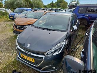 disassembly passenger cars Peugeot 208 208 I (CA/CC/CK/CL), Hatchback, 2012 / 2019 1.2 Vti 12V PureTech 82 2015/11
