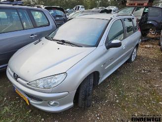 Uttjänta bilar auto Peugeot 206 206 SW (2E/K), Combi, 2002 / 2007 1.6 16V 2004/5