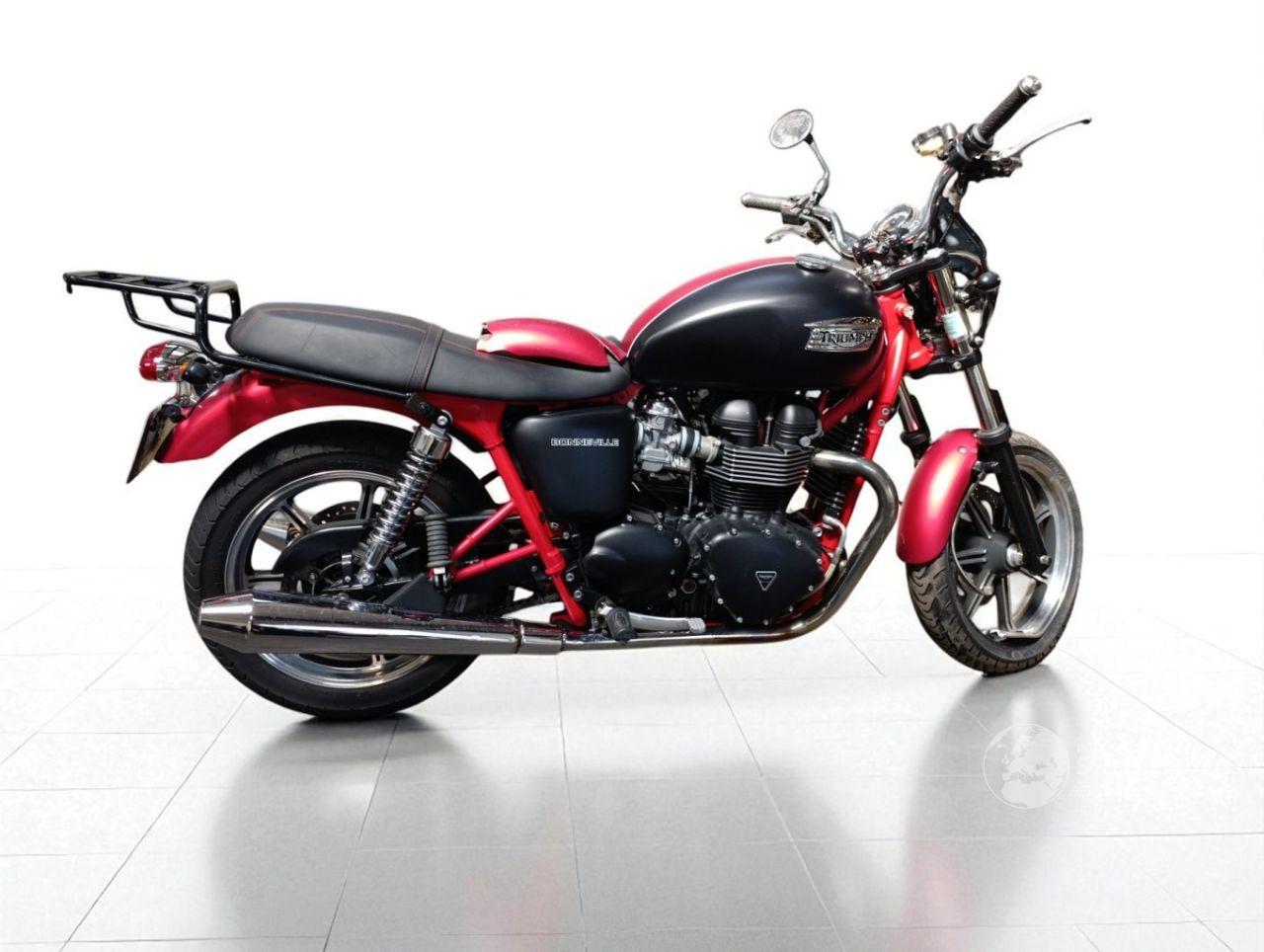 Triumph Bonneville 865