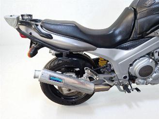 Yamaha TDM 850  picture 11