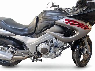 Yamaha TDM 850  picture 12