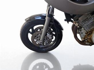 Yamaha TDM 850  picture 13