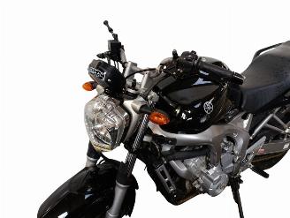 Yamaha FZ 6  picture 2