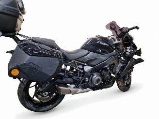 Suzuki  GSXS picture 13