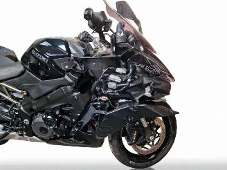 Suzuki  GSXS picture 6