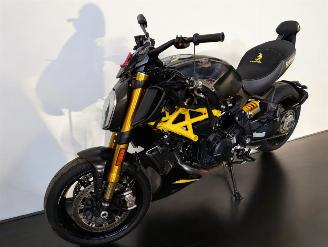 Ducati Diavel  picture 10