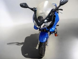 Suzuki Bandit 600  picture 10