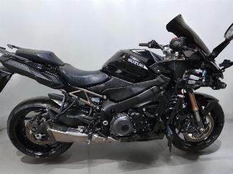 Vaurioauto  motor cycles Suzuki GS 1000 XS 1000GT 2022/6