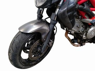 Suzuki Gladius 650 SFV picture 11