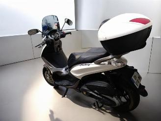 Piaggio  BEVERLY picture 22