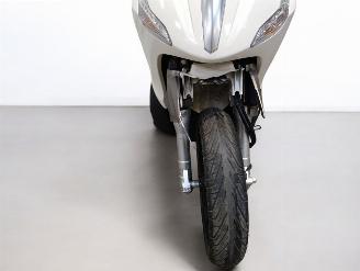 Piaggio  BEVERLY picture 5