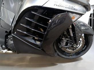 Kawasaki GTR 1400  picture 19