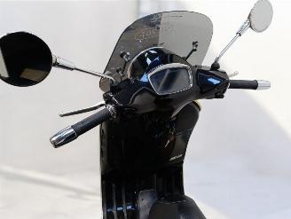 Piaggio  GTS VESPA picture 15