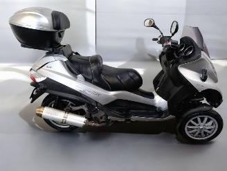 dommages scooters Piaggio  MP3 2009/4