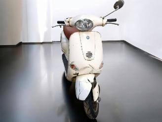 Piaggio  ET4 picture 2