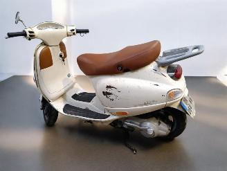 Piaggio  ET4 picture 3