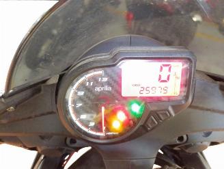 Aprilia Tuono  picture 19