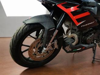 Aprilia Tuono  picture 13