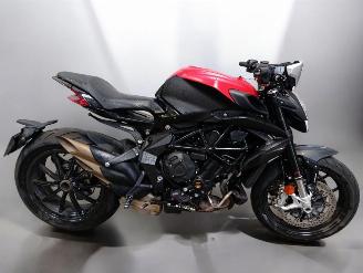 krockskadad bil motor MV Agusta  DRAGSTER R 2022/7