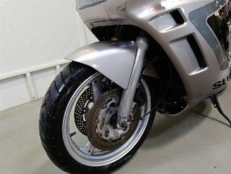 Suzuki GSX 750 F picture 6