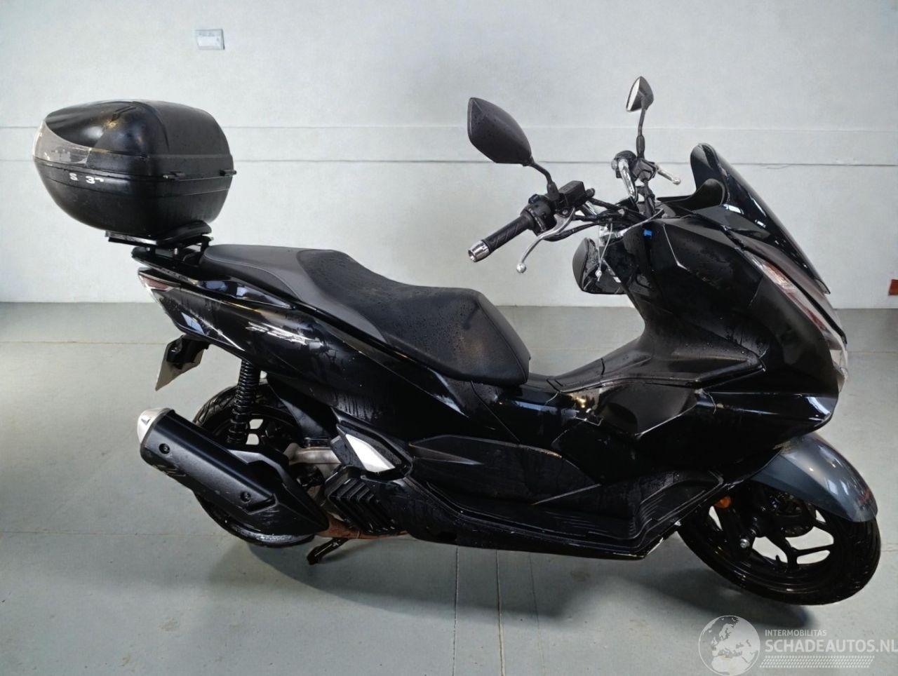Honda  PCX