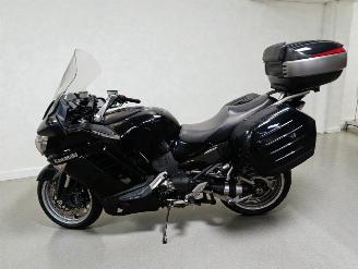 Kawasaki GTR 1400  picture 3