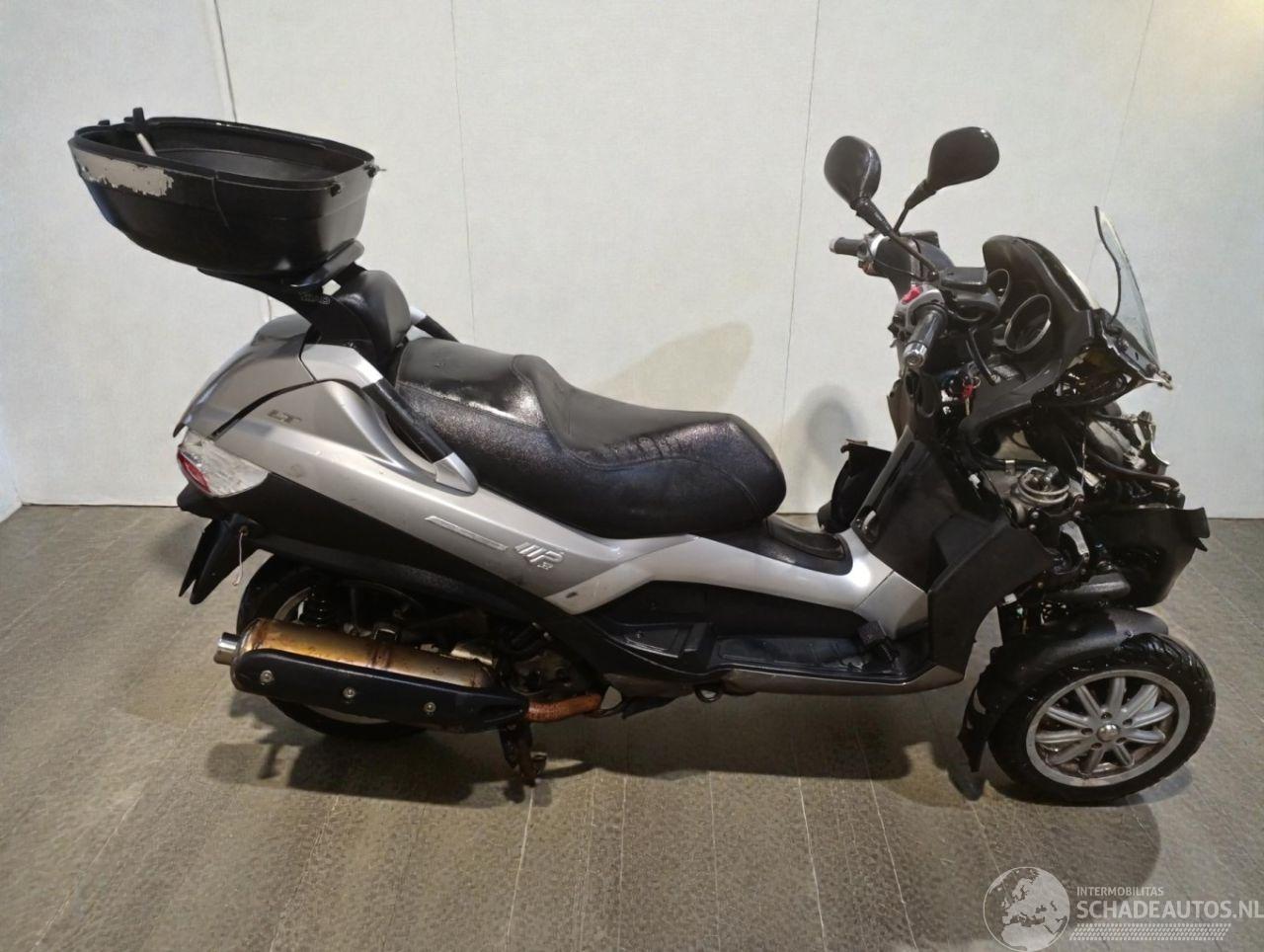 Piaggio  MP3