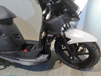 Kymco  SUPER 8 picture 7