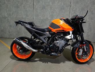 KTM 990 Super Duke  picture 20