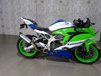 skadebil motor Kawasaki ZXR 400  2024/4