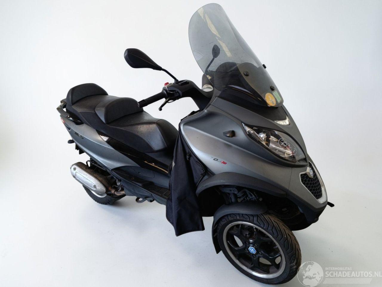 Piaggio  MP3