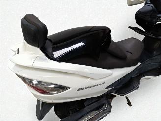 Suzuki  BURGMAN picture 5