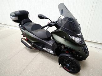 skadebil bromfiets Piaggio  MP3 2019/8