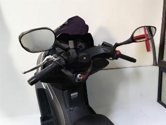 Kymco  X TOWN picture 5